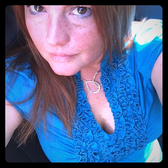 Meet your Posher, Rebecca - Picture 1 of 1